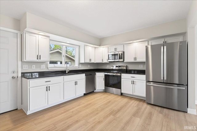 2413 Crestview Court, Lafayette, IN 47909