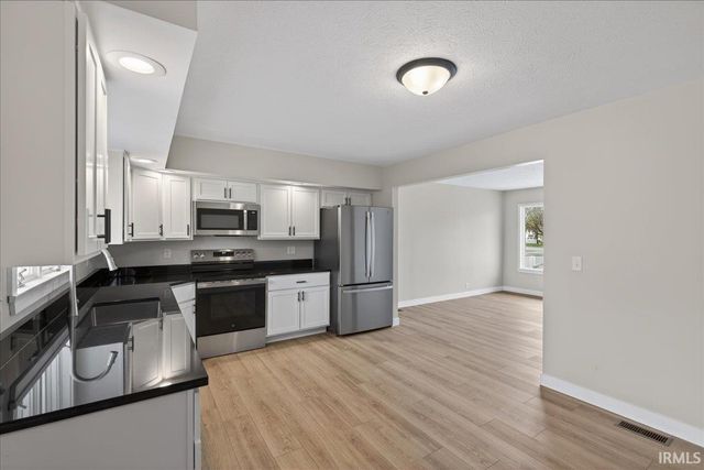 2413 Crestview Court, Lafayette, IN 47909