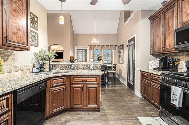 2917 Bridle Creek SW Drive, Conyers, GA 30094