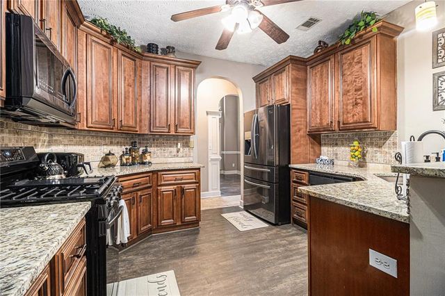 2917 Bridle Creek SW Drive, Conyers, GA 30094