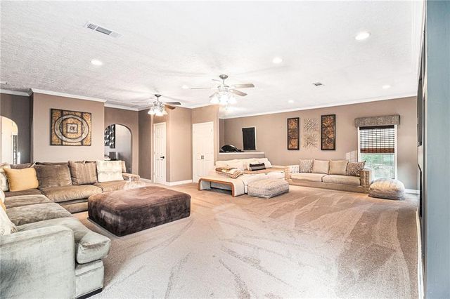 2917 Bridle Creek SW Drive, Conyers, GA 30094