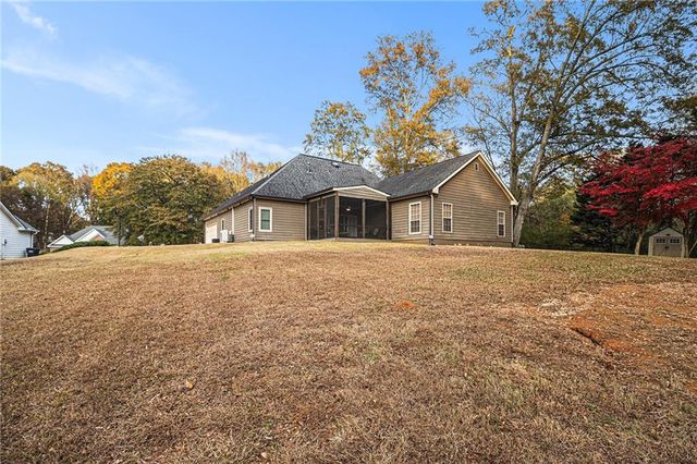 2917 Bridle Creek SW Drive, Conyers, GA 30094