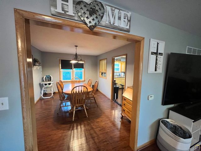 115 E Third St, Holton, KS 66436