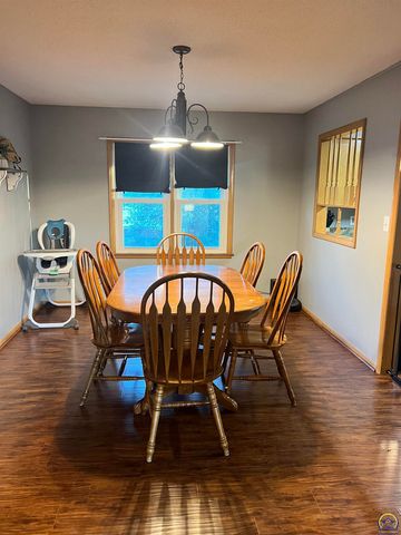 115 E Third St, Holton, KS 66436