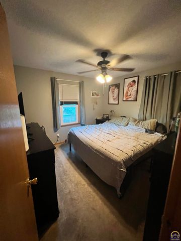 115 E Third St, Holton, KS 66436