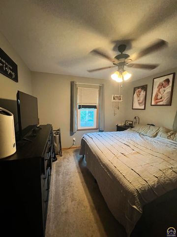 115 E Third St, Holton, KS 66436