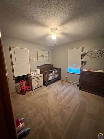 115 E Third St, Holton, KS 66436