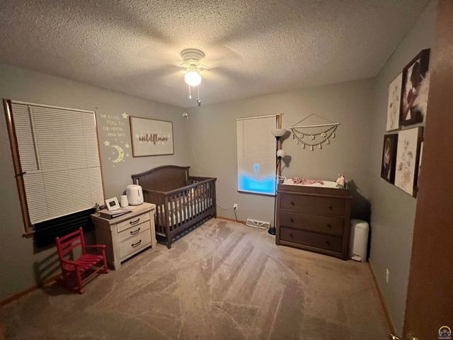 115 E Third St, Holton, KS 66436