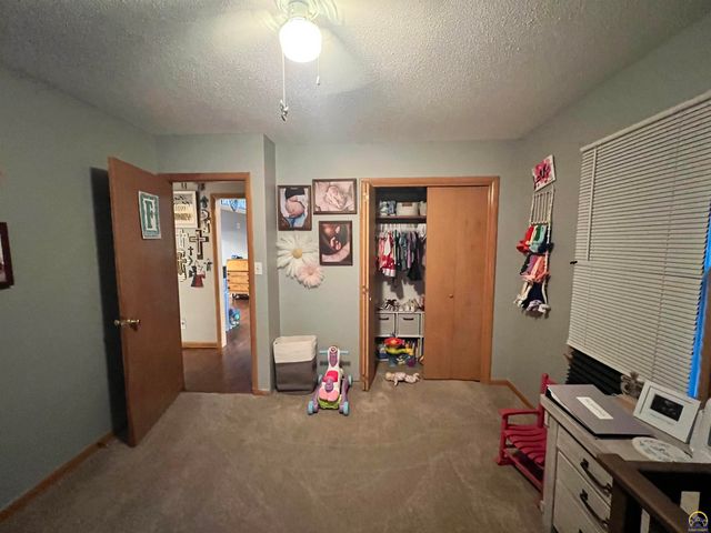 115 E Third St, Holton, KS 66436