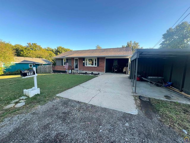 115 E Third St, Holton, KS 66436