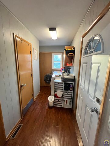 115 E Third St, Holton, KS 66436