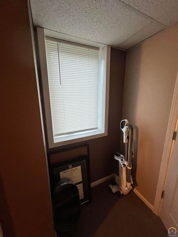 115 E Third St, Holton, KS 66436