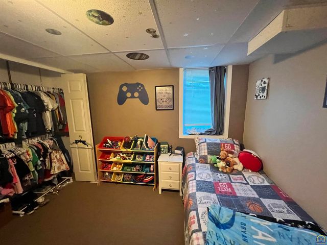 115 E Third St, Holton, KS 66436