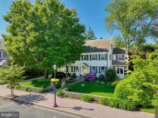 240 2ND ST, Lewes, DE 19958