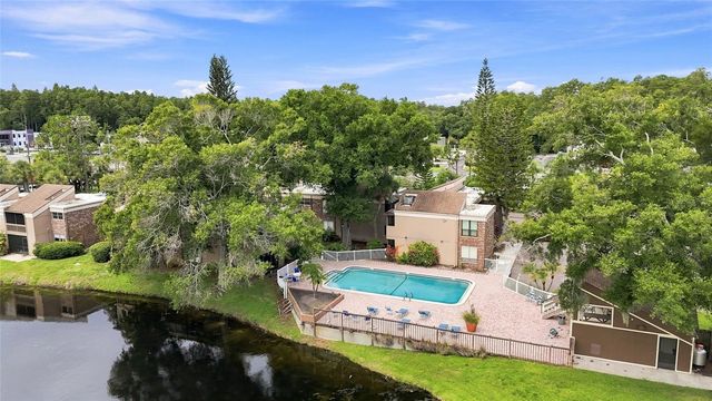 10415 CARROLLBROOK CIRCLE 207, Tampa, FL 33618
