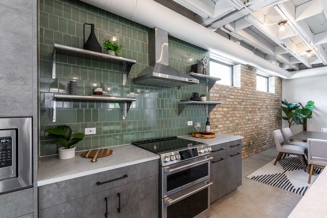 2228 N Kedzie Boulevard CH, Chicago, IL 60647