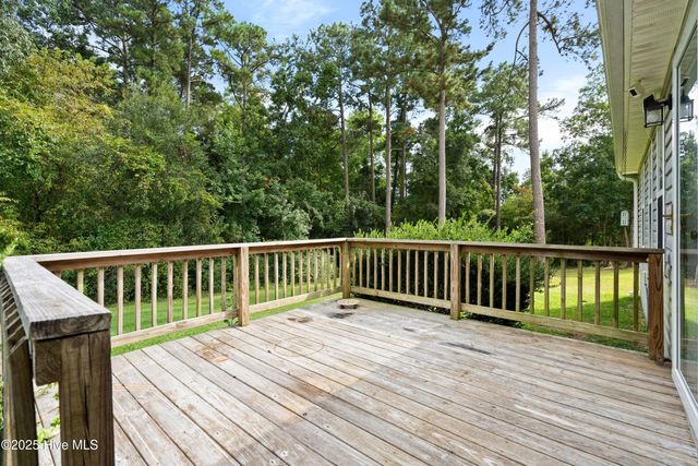 268 Brookstone Way, Jacksonville, NC 28546