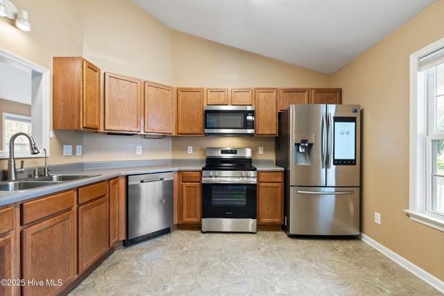 268 Brookstone Way, Jacksonville, NC 28546