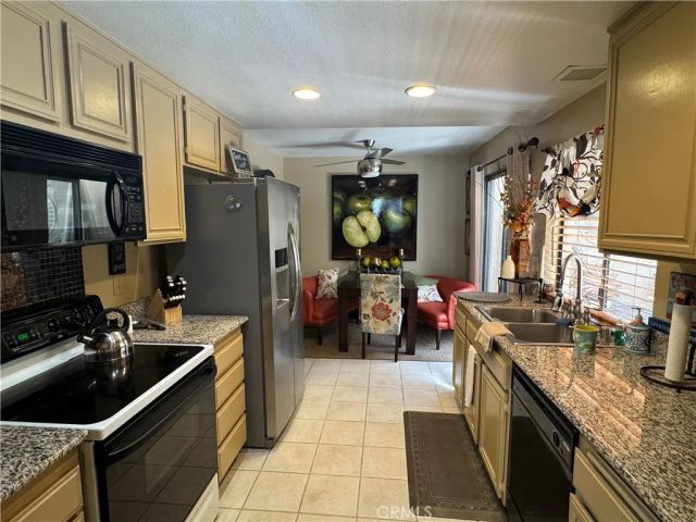 72400 Ridgecrest Lane, Palm Desert, CA 92260