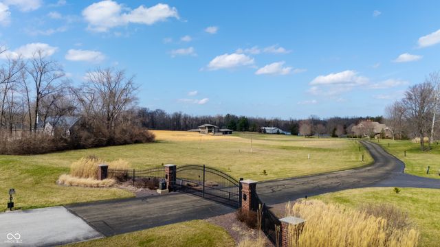 5352 State Road 144, Greenwood, IN 46143