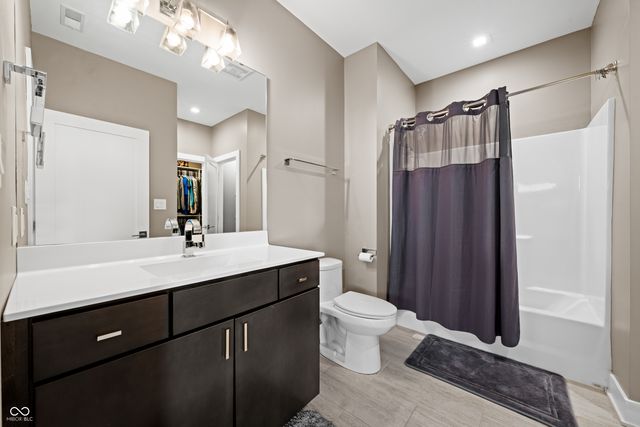 5352 State Road 144, Greenwood, IN 46143