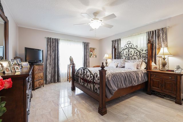 9860 Chestnut Tree Terrace A, Boynton Beach, FL 33436