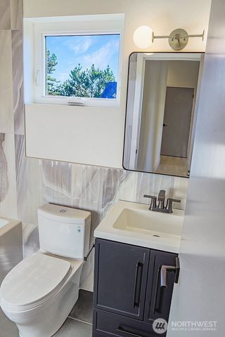 4217 S Findlay Street, Seattle, WA 98118