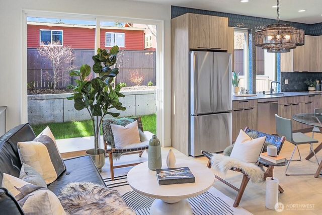 4217 S Findlay Street, Seattle, WA 98118