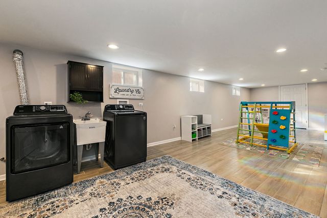 2627 Clarke Street, River Grove, IL 60171