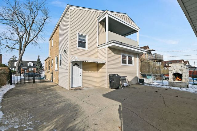 2627 Clarke Street, River Grove, IL 60171