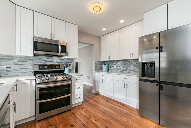 2627 Clarke Street, River Grove, IL 60171