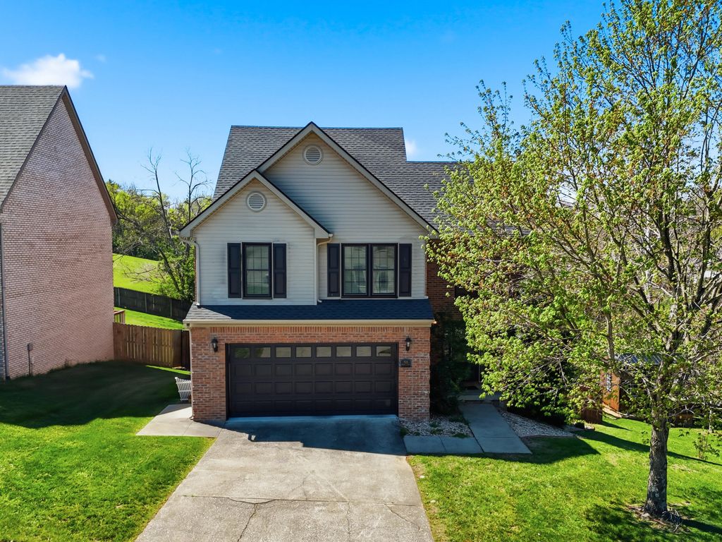 925 Medley Drive, Richmond, KY 40475