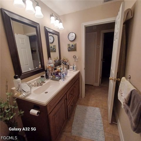 2324 Caladium RD, Fort Myers, FL 33905