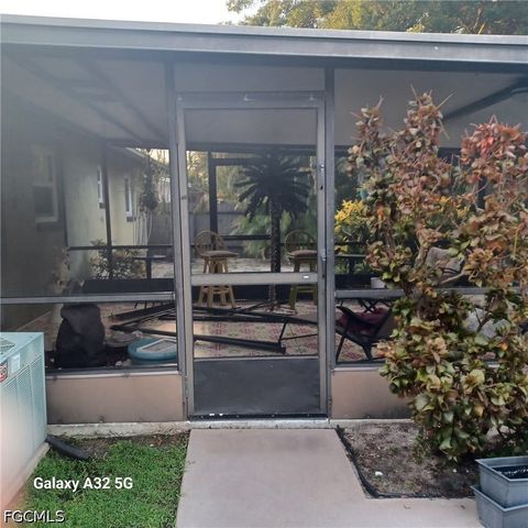 2324 Caladium RD, Fort Myers, FL 33905