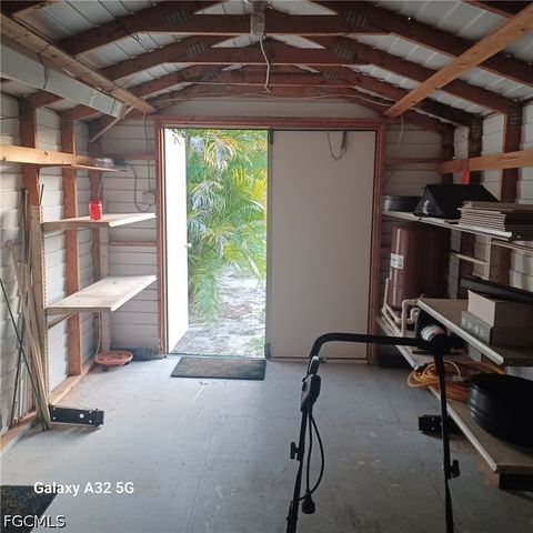 2324 Caladium RD, Fort Myers, FL 33905