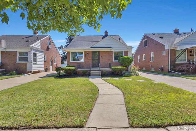 9283 Chatham Avenue, Allen Park, MI 48101