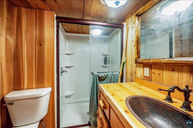 66430 North Point Rd, Iron River, WI 54847