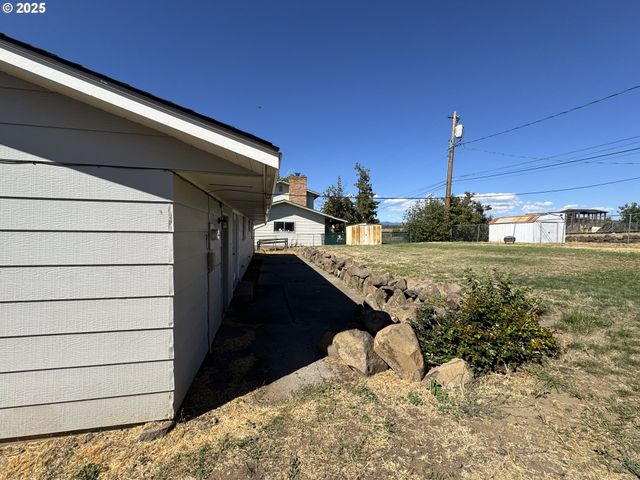 328 ALLISON Way, Goldendale, WA 98620