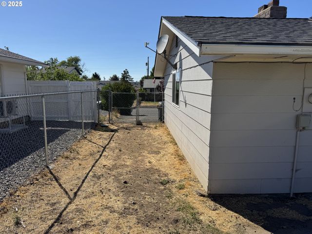 328 ALLISON Way, Goldendale, WA 98620