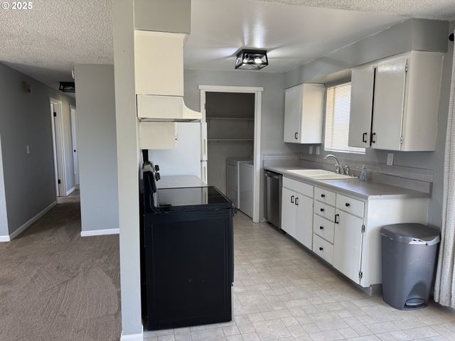 328 ALLISON Way, Goldendale, WA 98620