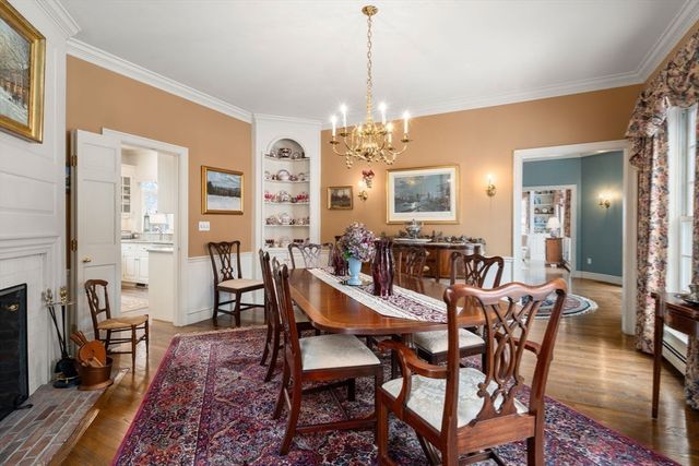 21 Wellington Lane, Belmont, MA 02478