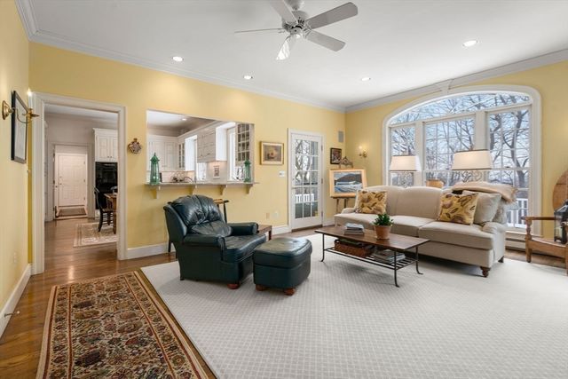 21 Wellington Lane, Belmont, MA 02478