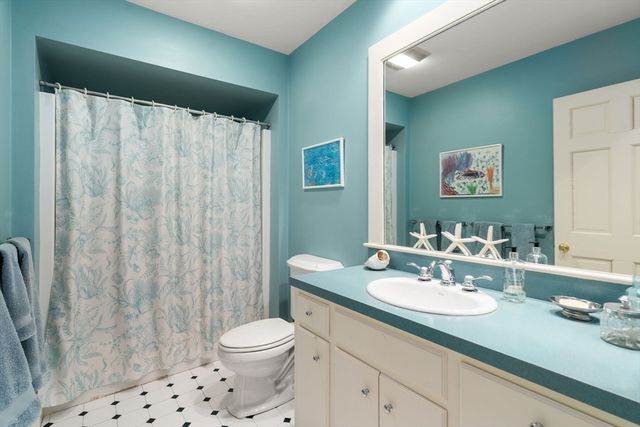 21 Wellington Lane, Belmont, MA 02478