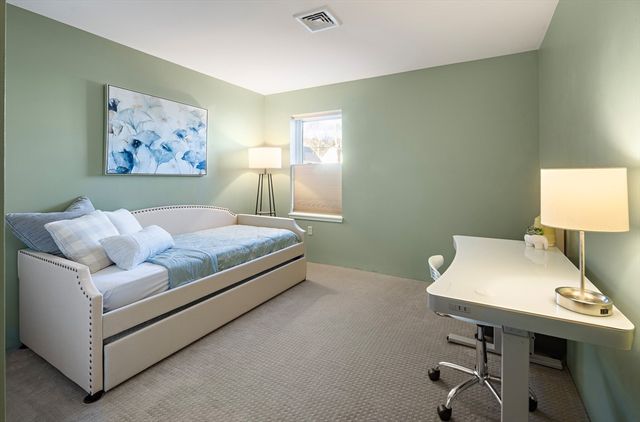 30 Franklin St 124, Malden, MA 02148