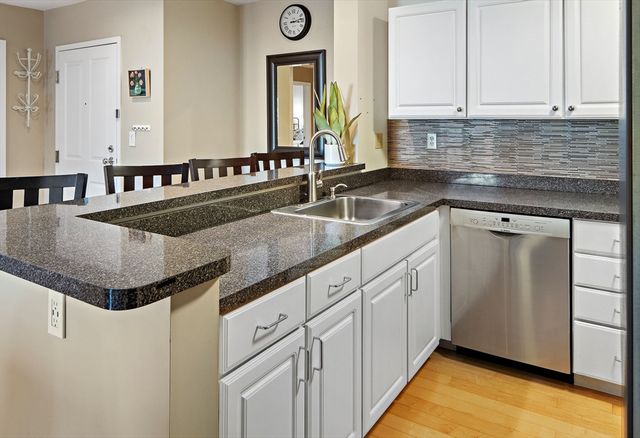 30 Franklin St 124, Malden, MA 02148