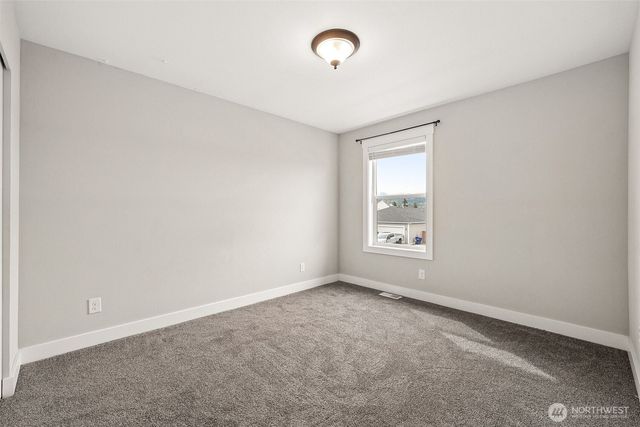 1500 E Nanevicz Avenue, Buckley, WA 98321