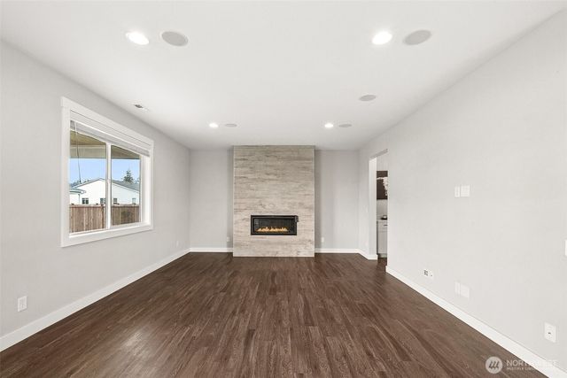 1500 E Nanevicz Avenue, Buckley, WA 98321