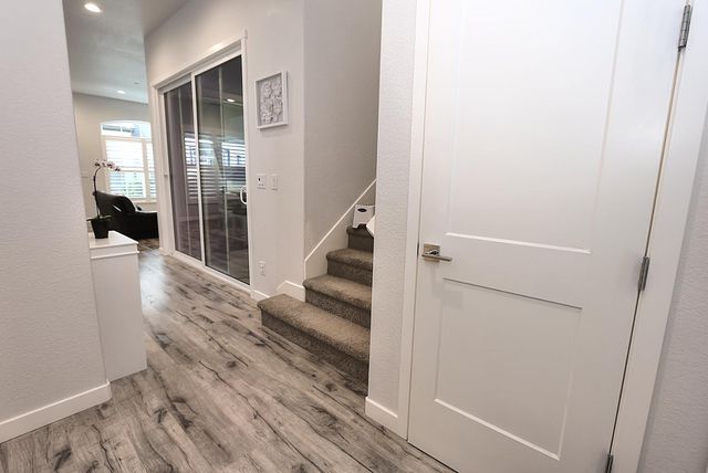 3280 Hummingbird Ct, West Sacramento, CA 95691