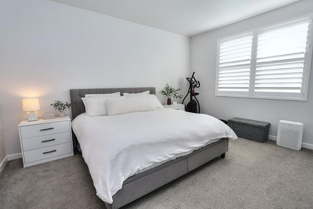 3280 Hummingbird Ct, West Sacramento, CA 95691