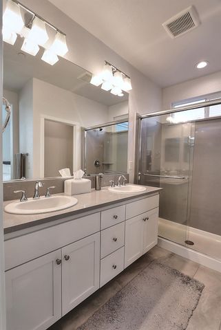 3280 Hummingbird Ct, West Sacramento, CA 95691